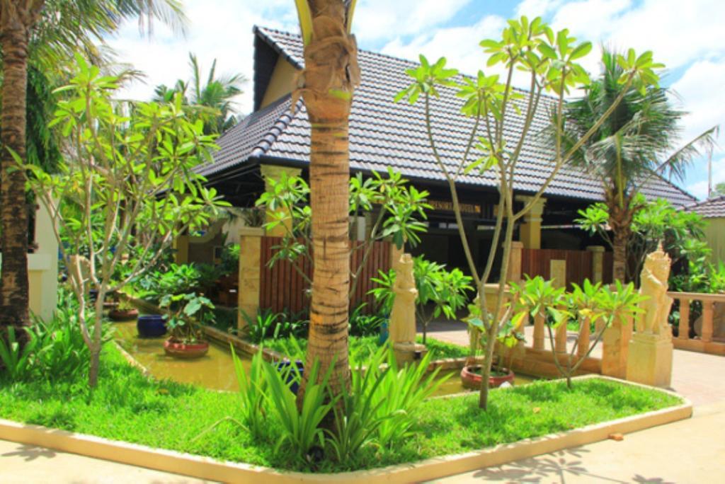 Bali Hotel Phnom Penh Eksteriør billede