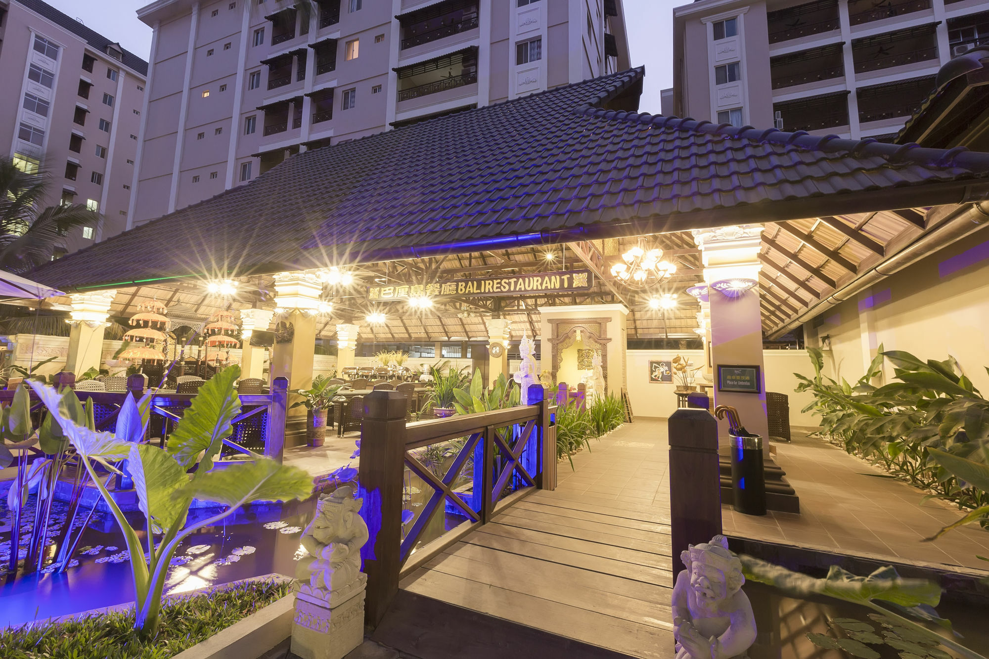 Bali Hotel Phnom Penh Eksteriør billede
