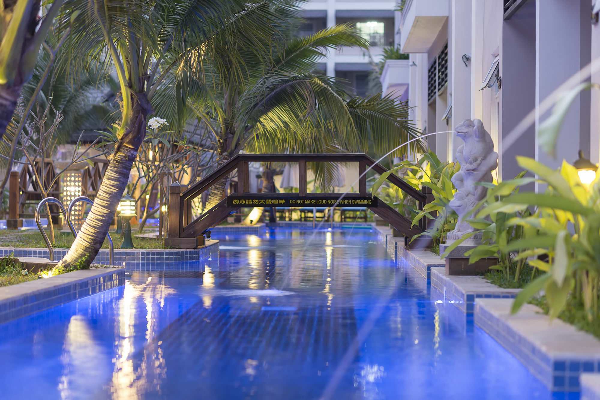Bali Hotel Phnom Penh Eksteriør billede